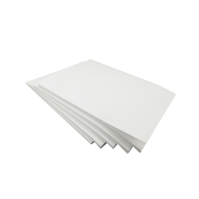 Fundo branco dcr bloco